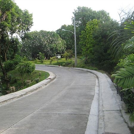 Davao Eagle Ridge Resort Экстерьер фото
