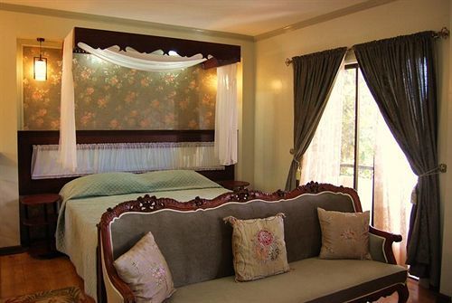 Davao Eagle Ridge Resort Экстерьер фото